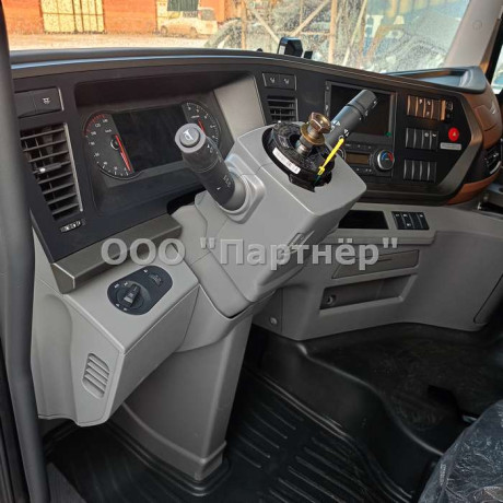 Кабина в сборе DongFeng GX Тягач Белая Оригинал