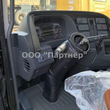 Кабина в сборе FOTON AUMAN Тягач Черная