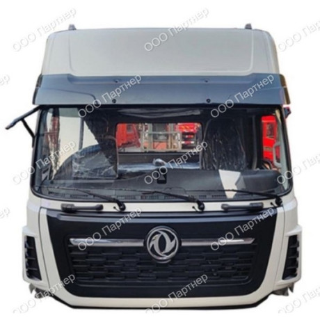 Кабина в сборе DongFeng Тягач Белая