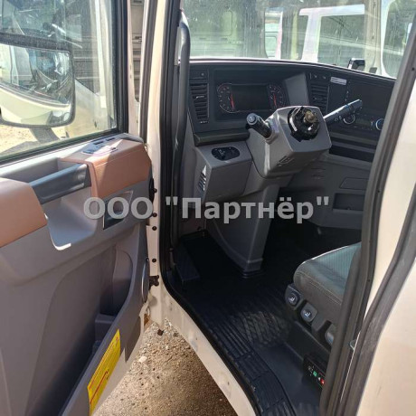 Кабина в сборе DongFeng Тягач Белая Новая