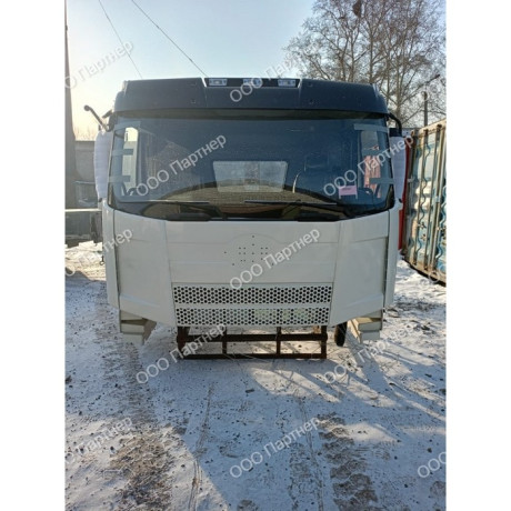 Кабина в сборе FAW J6 Самосвал Белая (высшая комплектация)