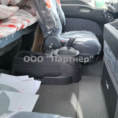 Кабина в сборе Sitrak C7H Cамосвал Красная под АКПП