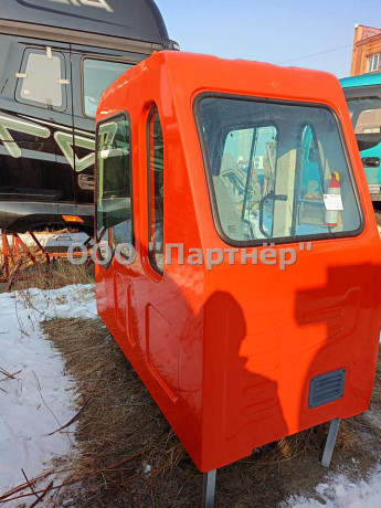 Кабина в сборе DOOSAN SOLAR 225 NLC-V Экскаватор Красная