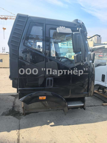 Кабина в сборе FAW J6 Самосвал Черная