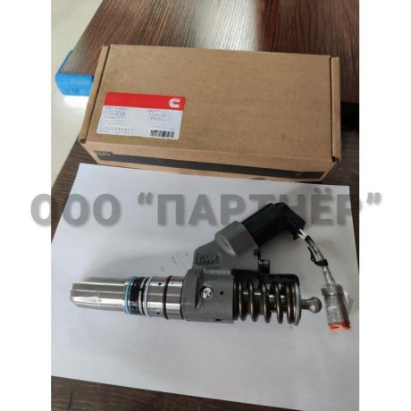 Форсунка 4902921 Cummins ISM11 CM876